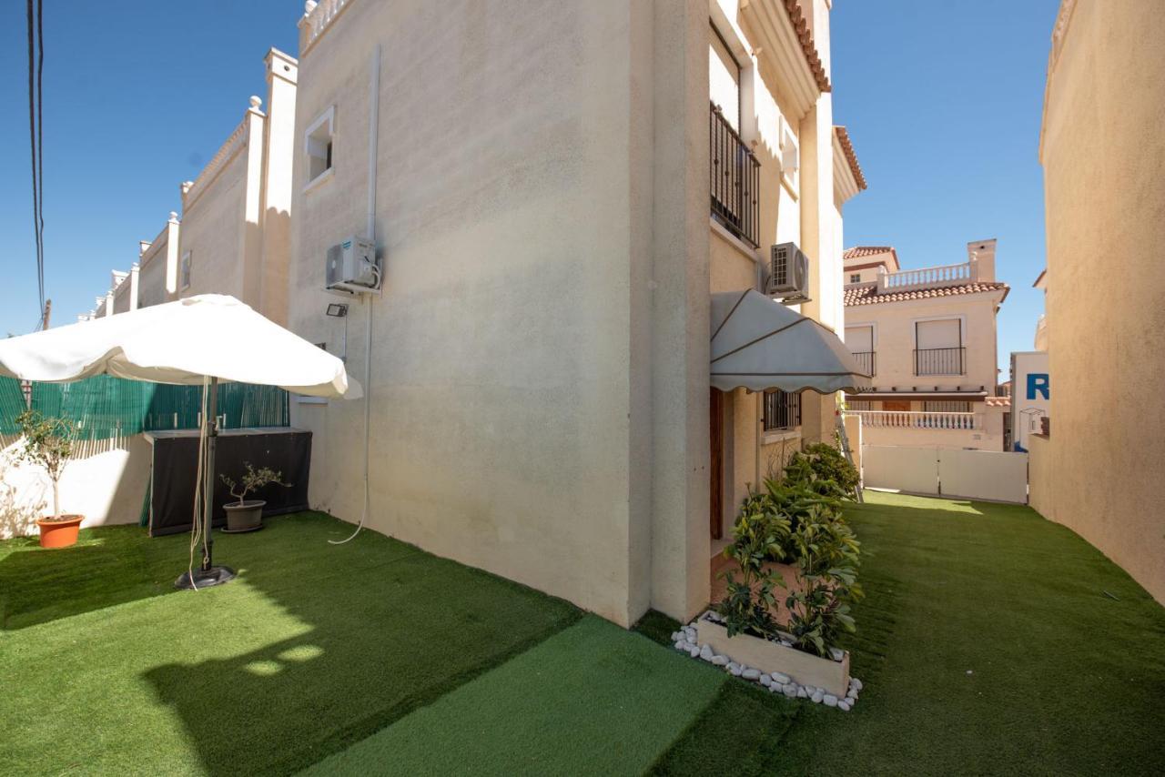 Holiday Beach Gran Alacant Santa Pola Exterior photo