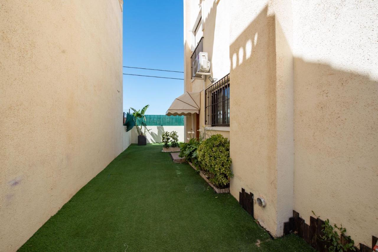 Holiday Beach Gran Alacant Santa Pola Exterior photo